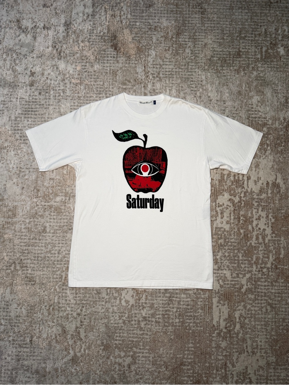 Undercover Saturday Apple Graphic Print Streetwear Modern White Large T-Shirt
